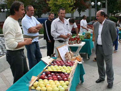 Συνεργασία Νομαρχιών Ηρακλείου – Πειραιά για την “διαδρομή” προϊόντων